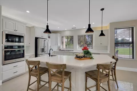 Kitchen - 845 Justeson Ave, Gridley, CA 95948 photo 8 of 15