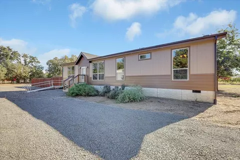 Exterior - 845 Justeson Ave, Gridley, CA 95948 photo 8 of 18