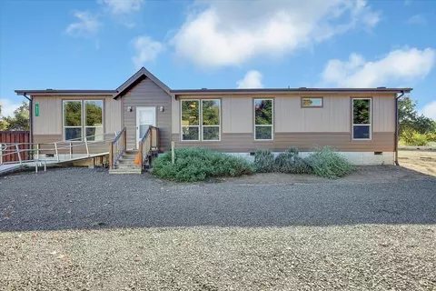 Exterior - 845 Justeson Ave, Gridley, CA 95948 photo 7 of 18