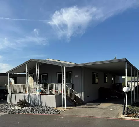 Exterior - 1441 Playground Way, Modesto, CA 95355 photo 2 of 5