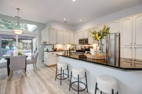 5022 Olean St, Fair Oaks, CA 95628 photo 5