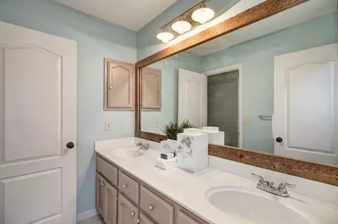 5022 Olean St, Fair Oaks, CA 95628 photo 33