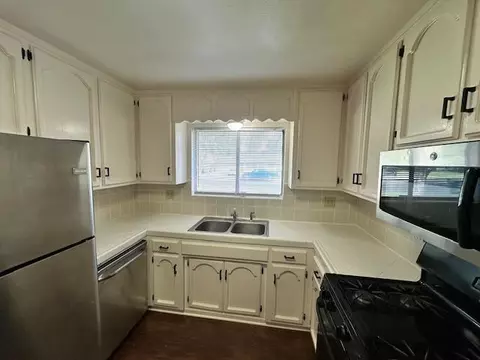 Kitchen - 3443 De Anza, Merced, CA 95348 photo 4 of 5