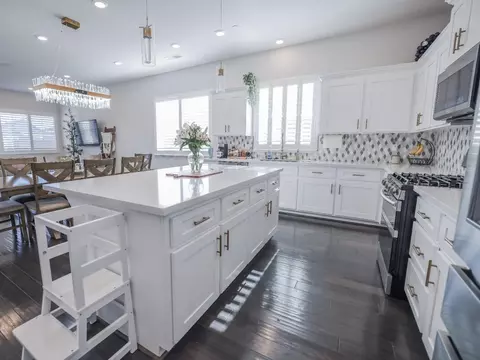Kitchen - 2949 Shady Acres Loop, Rocklin, CA 95765 photo 5 of 10