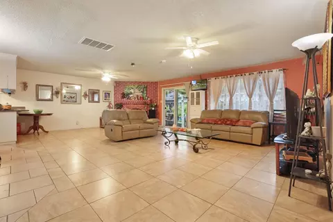 Living - 1201 Sonoma Ave, Modesto, CA 95355 photo 2 of 2