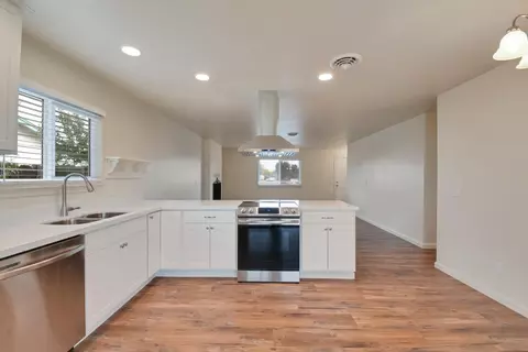 4406 Twain Dr, Olivehurst, CA 95961 photo 14