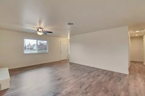 4406 Twain Dr, Olivehurst, CA 95961 photo 9