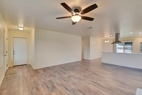 4406 Twain Dr, Olivehurst, CA 95961 photo 10