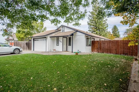 1019 Hemenway St, Winters, CA 95694 photo 1