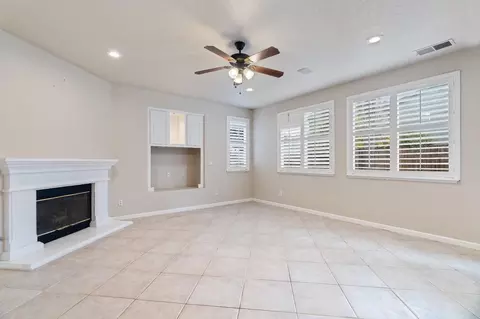 Living - 4008 Madison Pointe Way, Modesto, CA 95356 photo 6 of 13