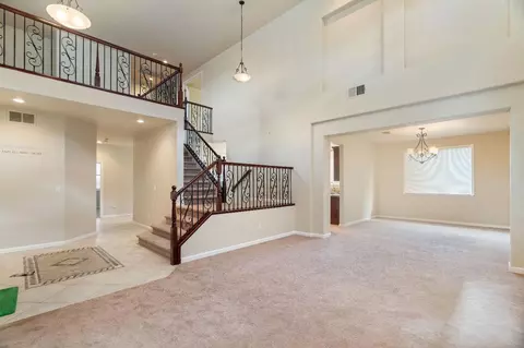 Living - 4008 Madison Pointe Way, Modesto, CA 95356 photo 2 of 13