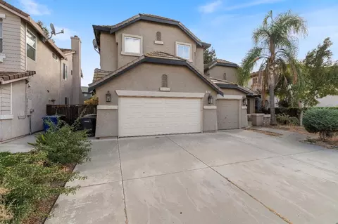 Exterior - 4008 Madison Pointe Way, Modesto, CA 95356 photo 2 of 7