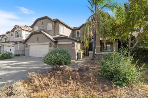 Exterior - 4008 Madison Pointe Way, Modesto, CA 95356 photo 3 of 7