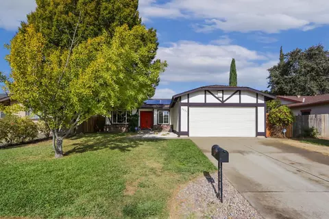 3931 Cottontail Way, Sacramento, CA 95823