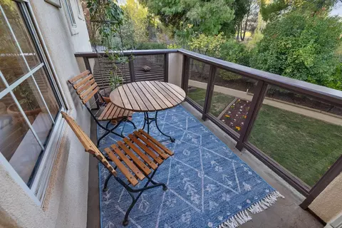 Exterior - 819 Harrier Pl, Davis, CA 95616 photo 3 of 14