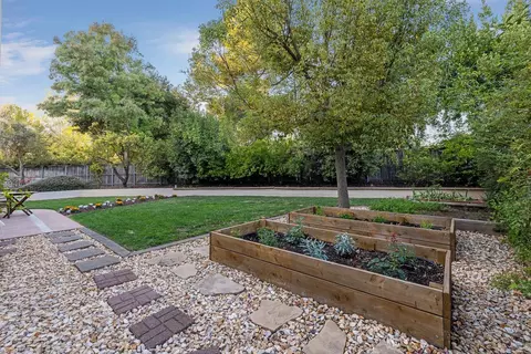 Exterior - 819 Harrier Pl, Davis, CA 95616 photo 8 of 14