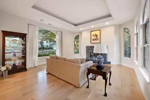 Living - 819 Harrier Pl, Davis, CA 95616 photo 2 of 3