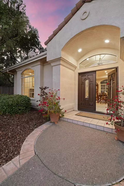 Entry Way - 819 Harrier Pl, Davis, CA 95616 photo 1 of 2