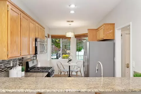 108 Farham Dr, Folsom, CA 95630 photo 10
