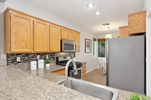 108 Farham Dr, Folsom, CA 95630 photo 11