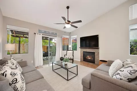 108 Farham Dr, Folsom, CA 95630 photo 8