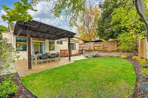 108 Farham Dr, Folsom, CA 95630 photo 49