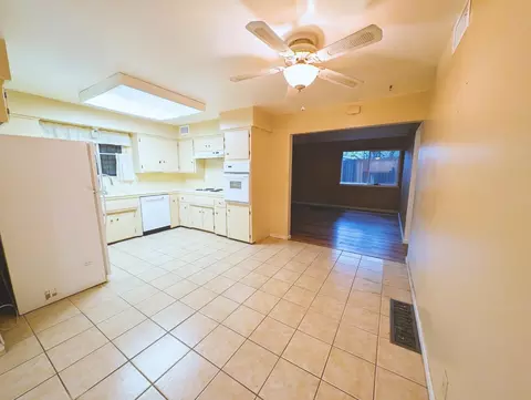 4136 Valiant St, Carmichael, CA 95608 photo 9
