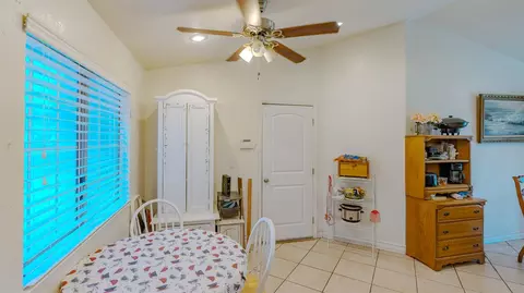 Dining - 308 Goldrun Dr, Modesto, CA 95354 photo 1 of 2