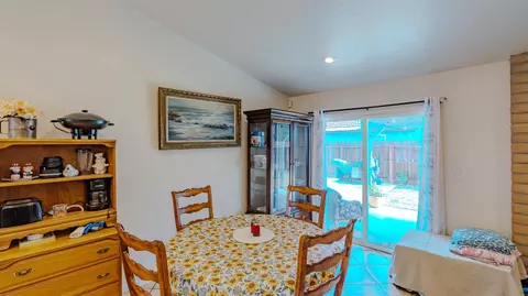Dining - 308 Goldrun Dr, Modesto, CA 95354 photo 2 of 2