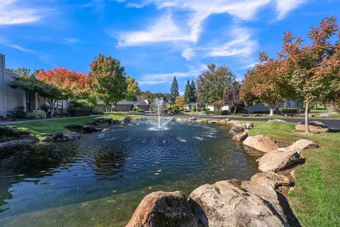 104 Graeagle Ct, Roseville, CA 95678