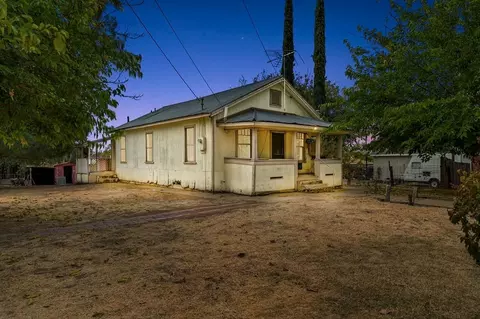 Exterior - 157 E 8th St, Lincoln, CA 95648 photo 3 of 19