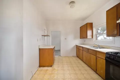Kitchen - 157 E 8th St, Lincoln, CA 95648 photo 1 of 3