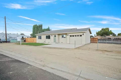 4513 Christine Ave, Keyes, CA 95328 photo 3