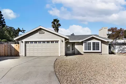 1120 Cresthaven Dr, Roseville, CA 95678