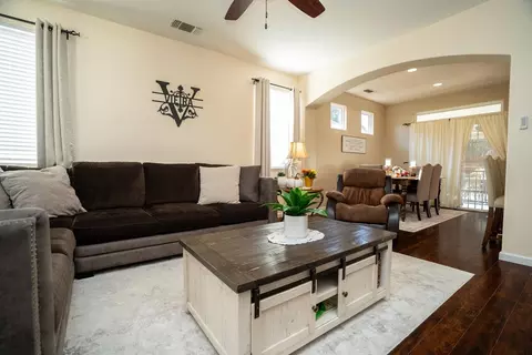 321 Albert Dr, Merced, CA 95341 photo 6
