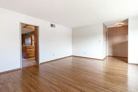 Living - 1613 Springwood Dr, Modesto, CA 95350 photo 3 of 6