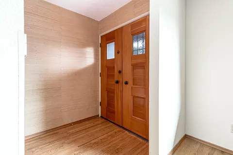 Entry Way - 1613 Springwood Dr, Modesto, CA 95350 photo 1 of 2