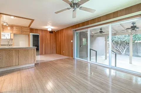 Living - 1613 Springwood Dr, Modesto, CA 95350 photo 6 of 6