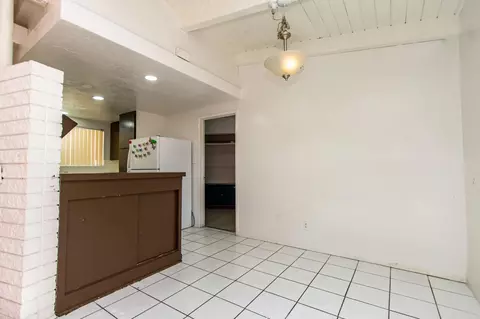 805 Tully Rd #22, Modesto, CA 95350 photo 2