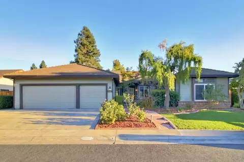 8826 Mountbatten Way, Elk Grove, CA 95624