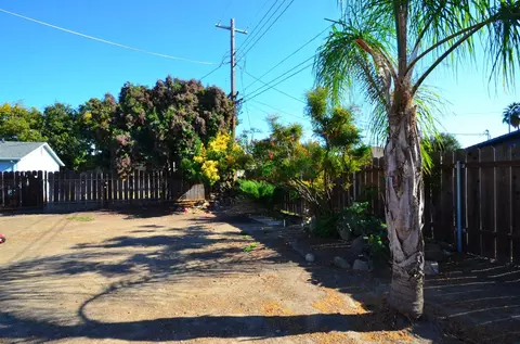 248 Acacia St, Lodi, CA 95240 photo 3