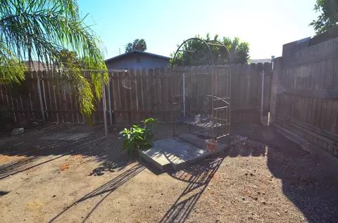 248 Acacia St, Lodi, CA 95240 photo 25