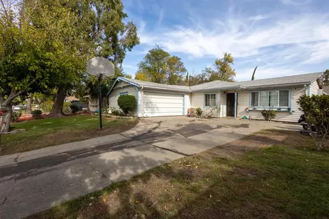 7685 Manorside Dr, Sacramento, CA 95832