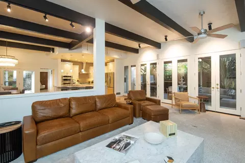 Living - 313 Northgate Dr, Modesto, CA 95350 photo 2 of 5