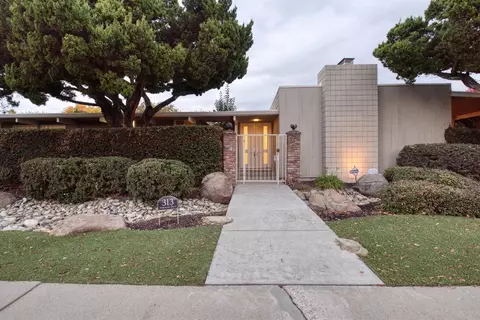 Exterior - 313 Northgate Dr, Modesto, CA 95350 photo 3 of 28