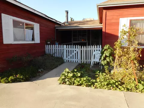 Exterior - 579 West Ave, Gustine, CA 95322 photo 8 of 15