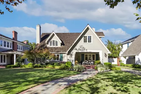 1306 38th St, Sacramento, CA 95816