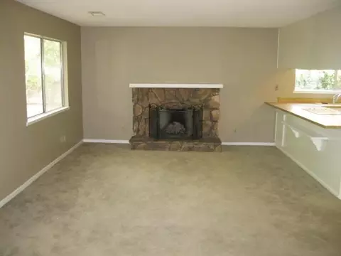 641 E Minnesota Ave, Turlock, CA 95382 photo 6