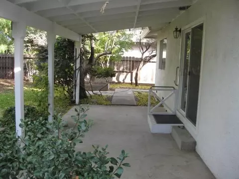 641 E Minnesota Ave, Turlock, CA 95382 photo 17