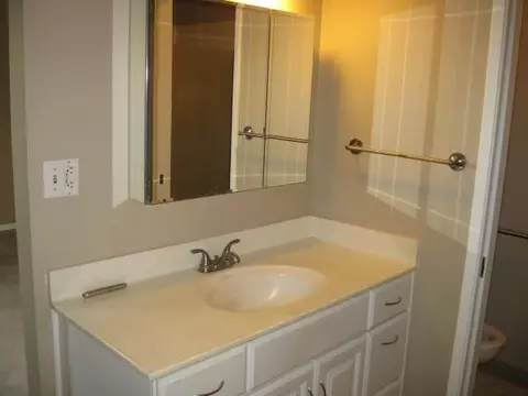 641 E Minnesota Ave, Turlock, CA 95382 photo 12